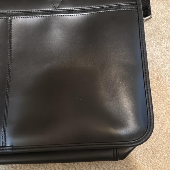 Kingport Industries Laptop Bag - Picture 5 of 6